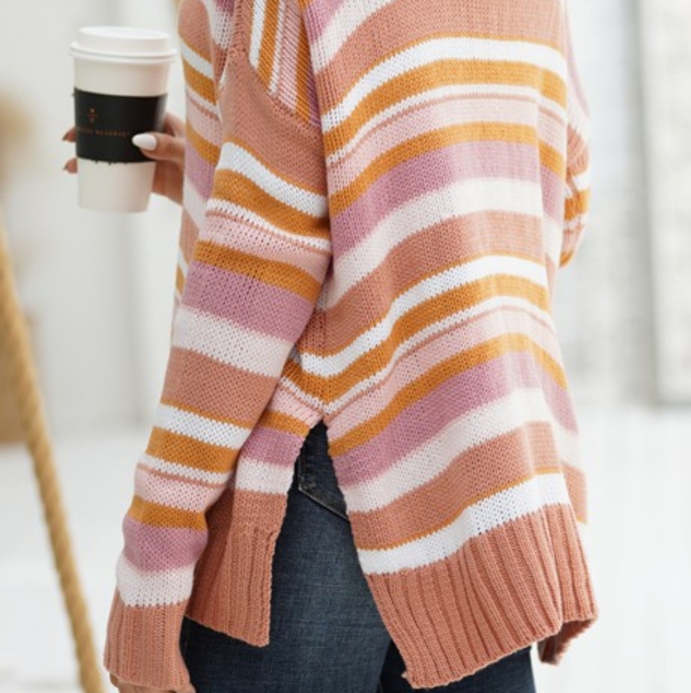 Oversized striped turtleneck sweater - Picture 8 of 8